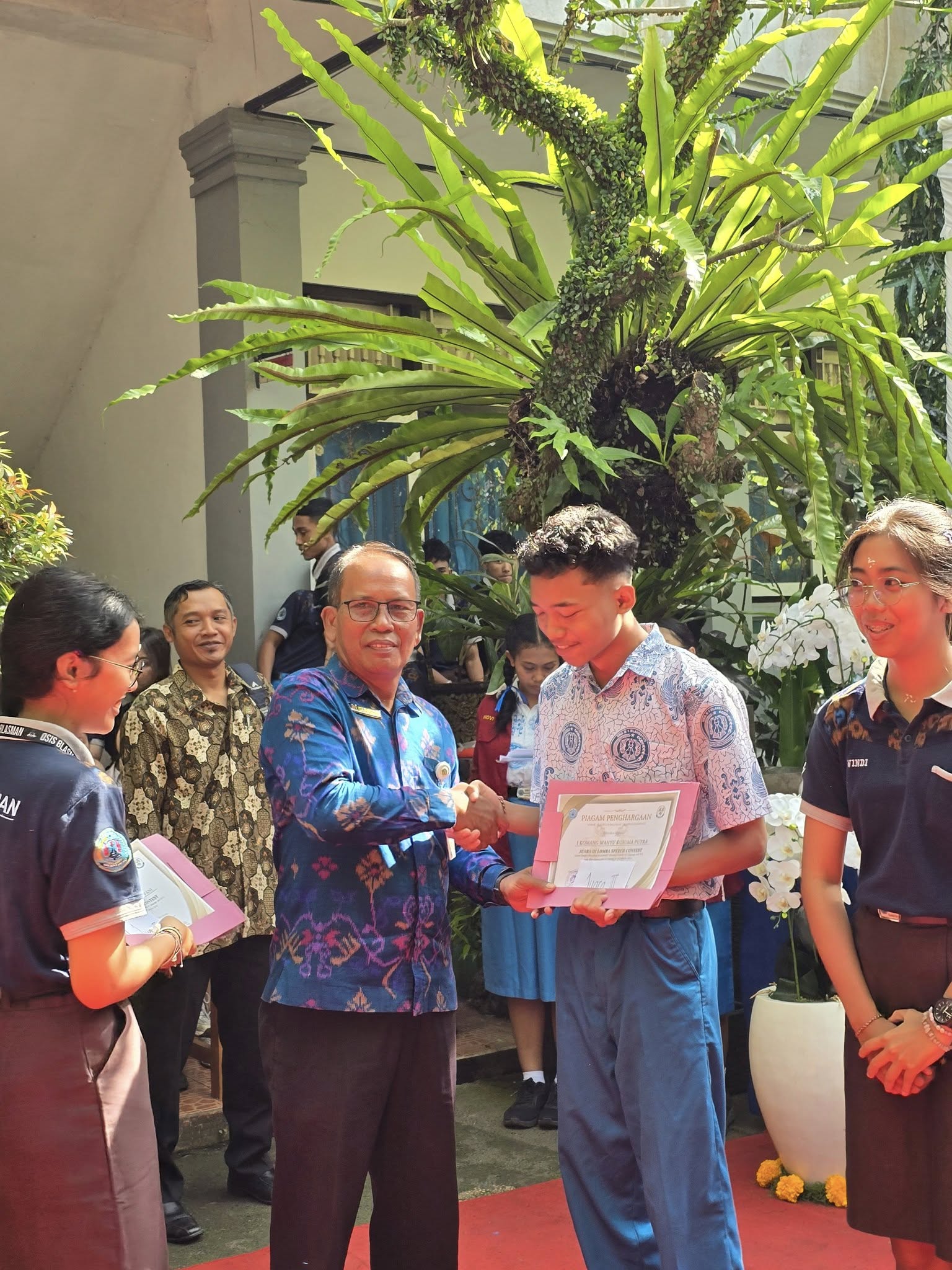 bulan bahasa 2025