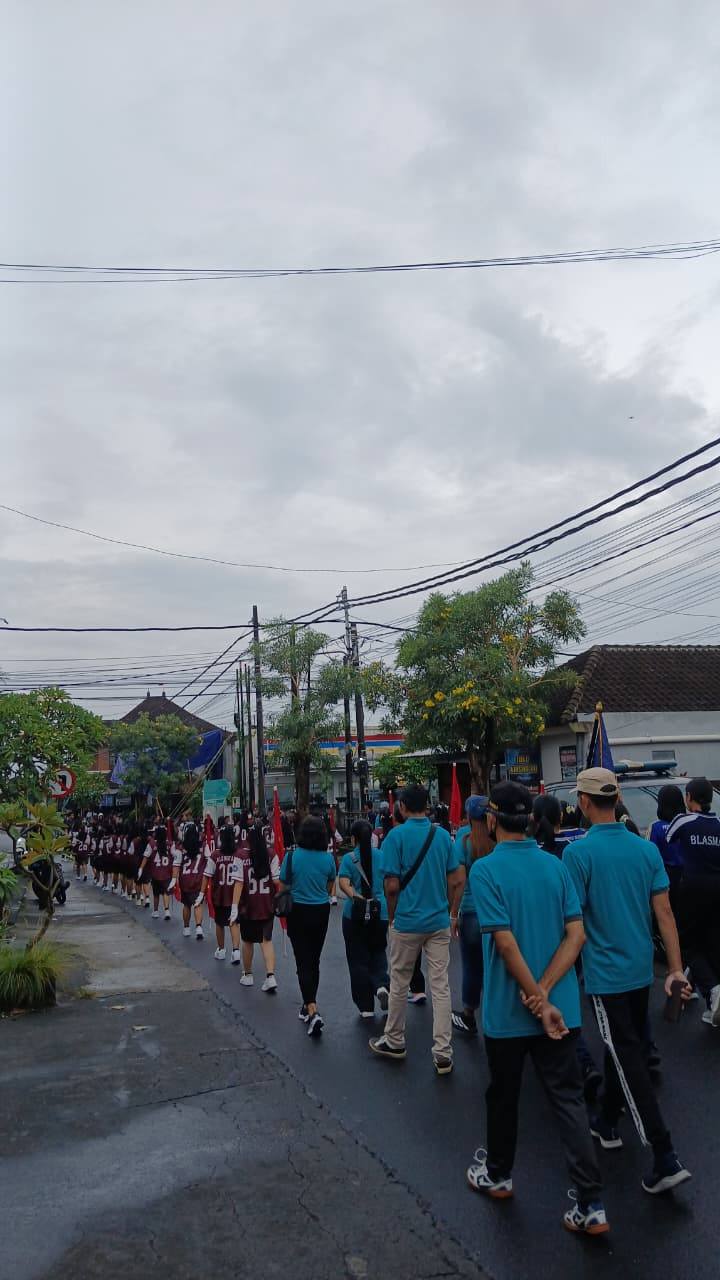 jalan santai HUT yg ke 23