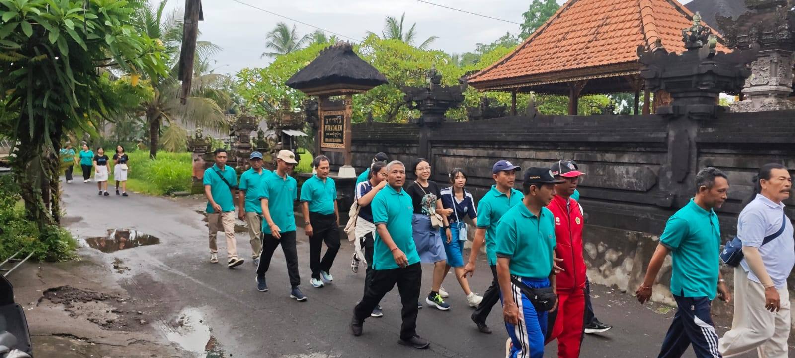 jalan santai HUT yg ke 23