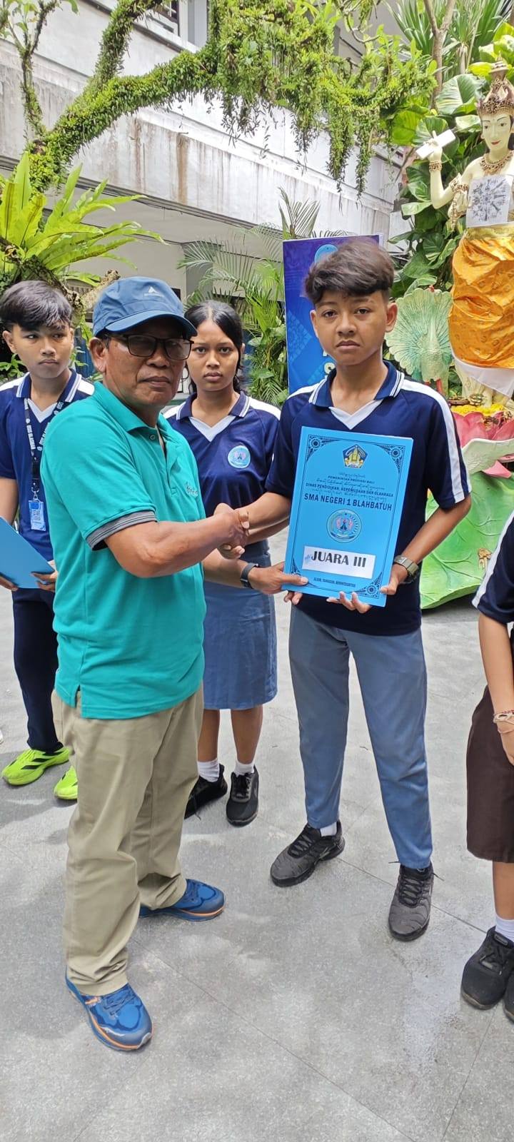 jalan santai HUT yg ke 23