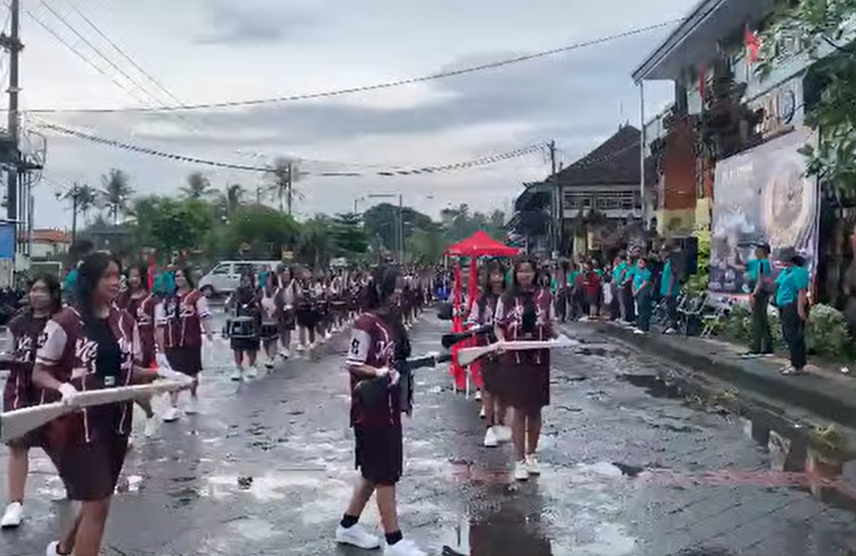 jalan santai HUT yg ke 23